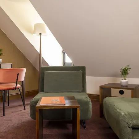 Ernest Hotel