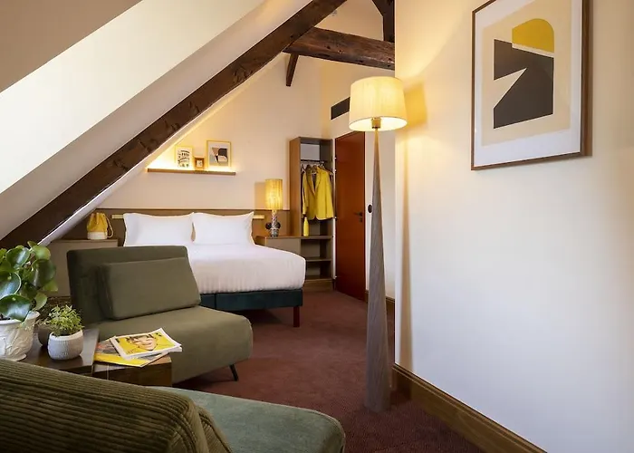 Otel Ernest 3*