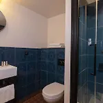 Ernest 3* Paris