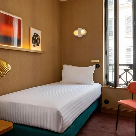 Ernest Otel 3*
